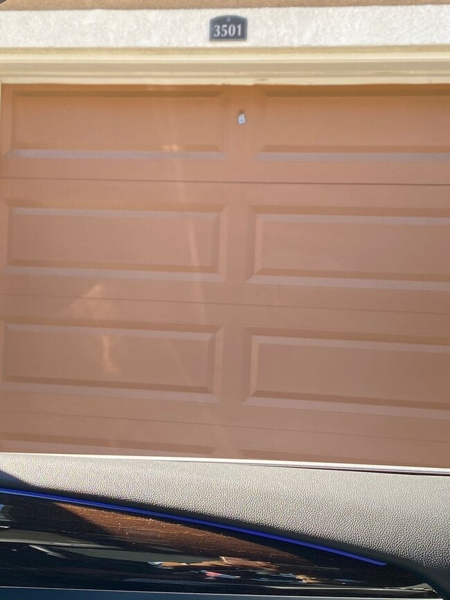 Building Photo - 26352 Arboretum Way