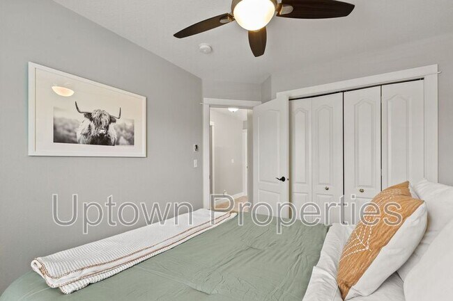 Building Photo - 753 SE Boysen Ln