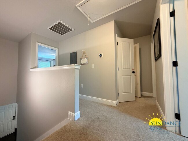 Building Photo - 137 Golf Villa Dr