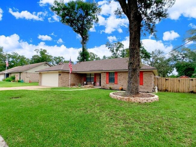 Building Photo - 3149 Lakeside Villa Rd