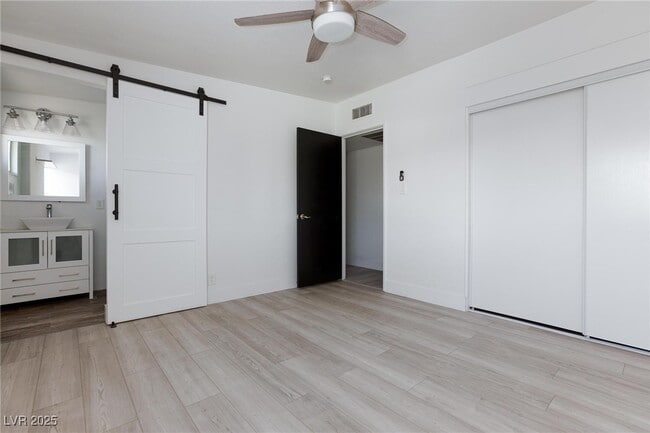 Building Photo - 1915 Balboa Ave