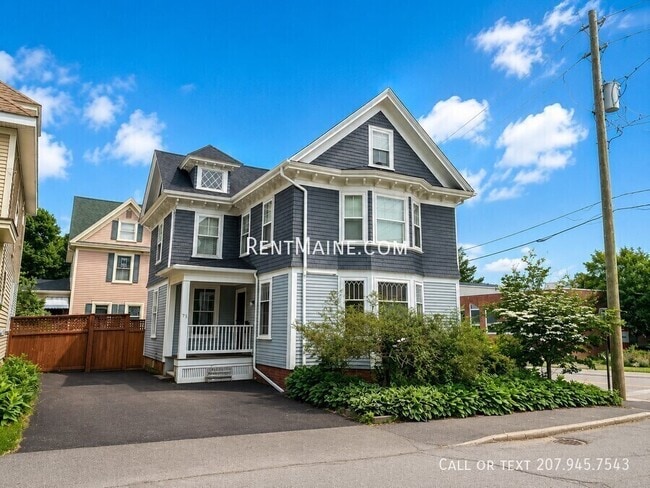Building Photo - 75 S Park St