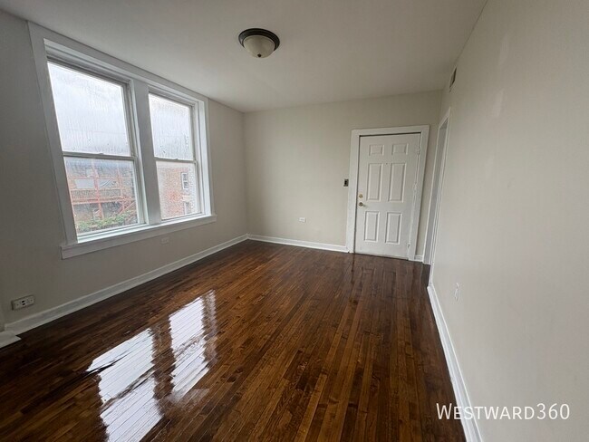 Building Photo - 1141 S Francisco Ave