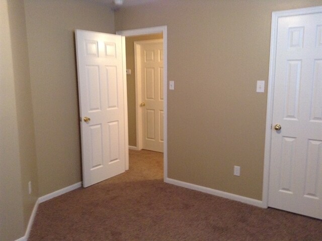 Building Photo - 2210 Two Trail Dr