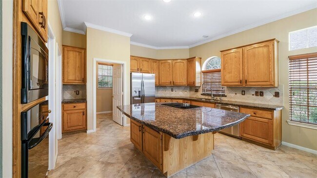 Building Photo - 22307 Fairbay Dr