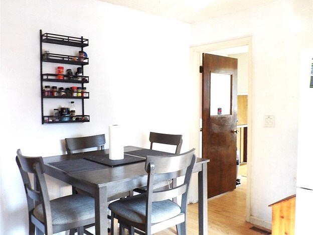 Building Photo - 335 North Dr