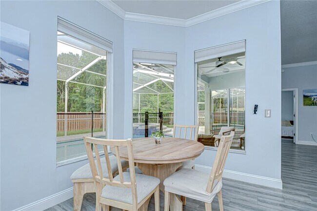 Building Photo - 9813 Woodbay Dr
