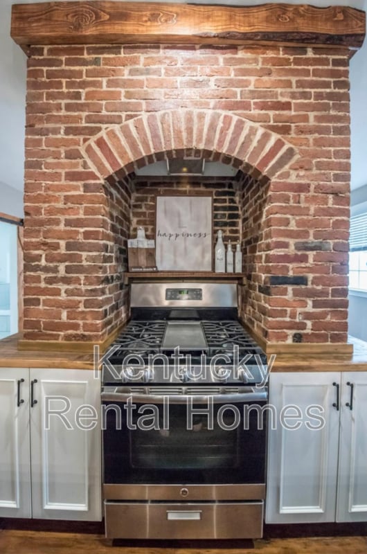 Building Photo - 6722 Athens Boonesboro Rd