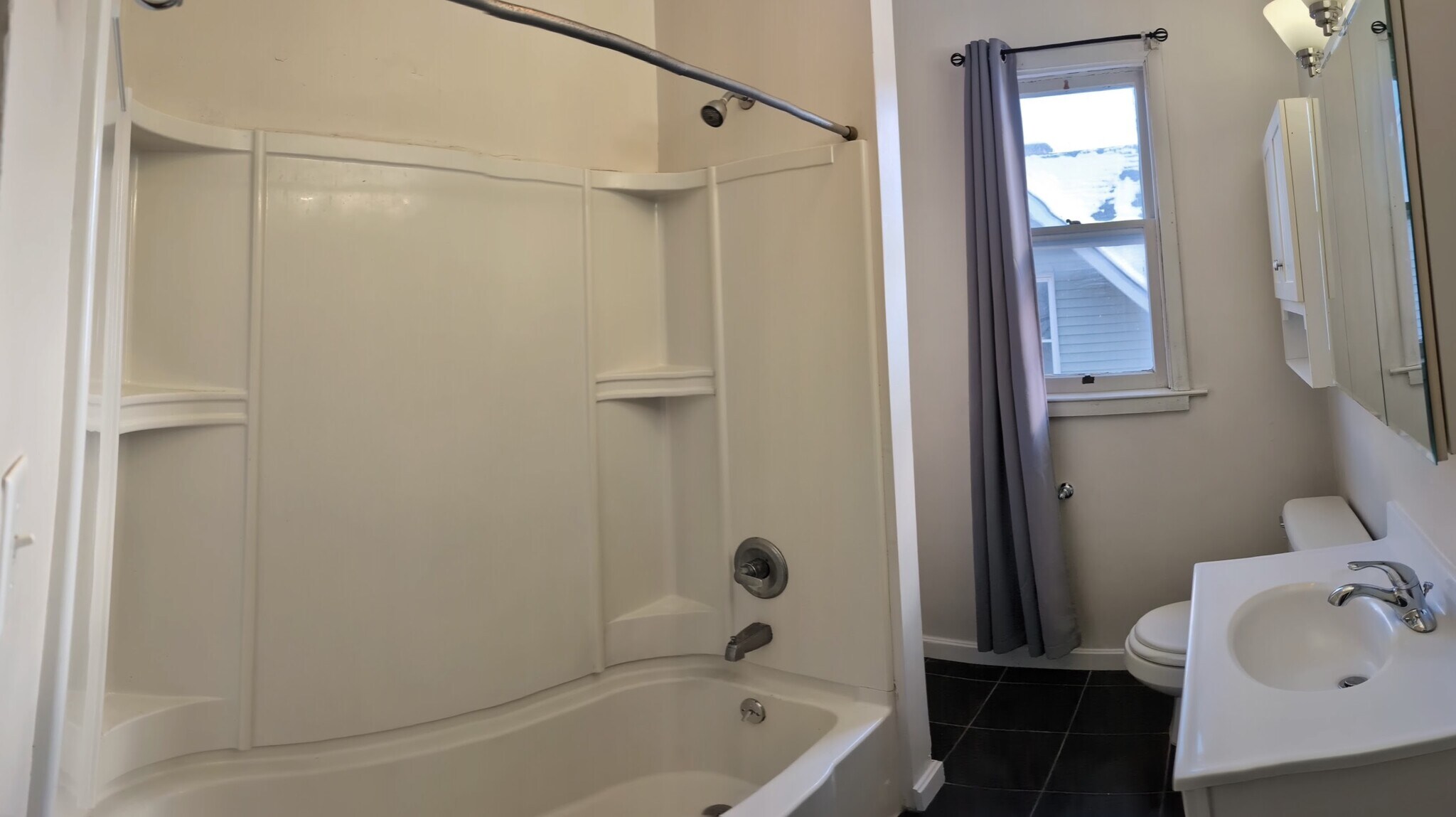 Bathroom - 1188 S 4th St