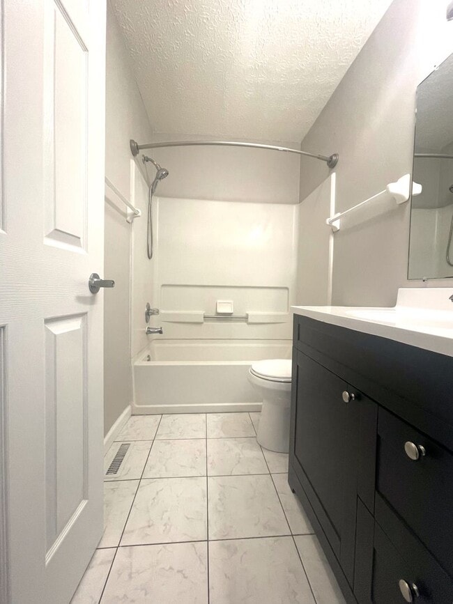 Building Photo - 2266 Lila Way