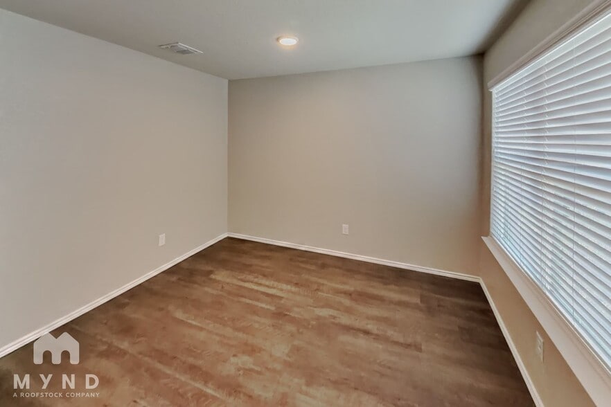 Building Photo - 3704 Colemans Run