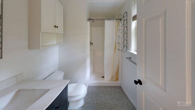 Building Photo - Spacious 3-Bedroom Condo in Lebanon, NH