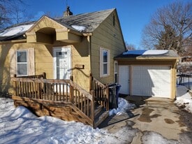 Building Photo - 3234 Kinsey Ave