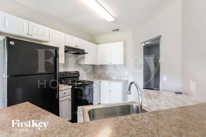 Building Photo - 3697 Duar Terrace