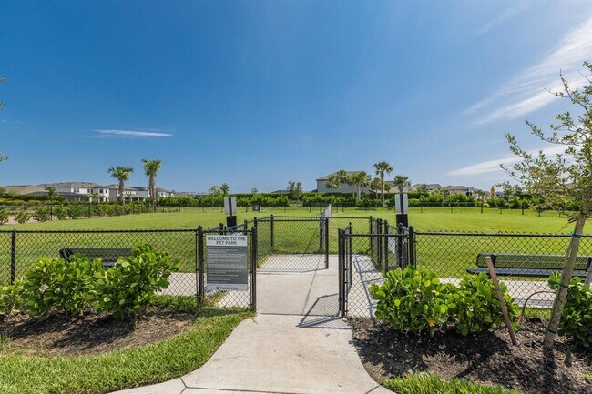 Building Photo - 9312 Tequila Sunrise Dr