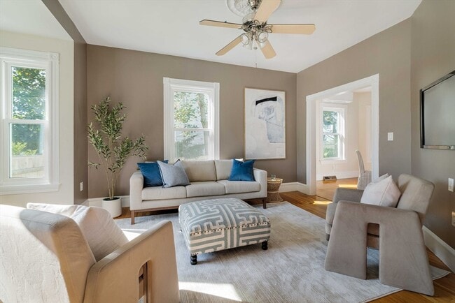 Building Photo - 87 College Ave