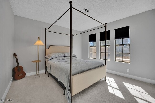 Building Photo - 3959 Salisbury Pl