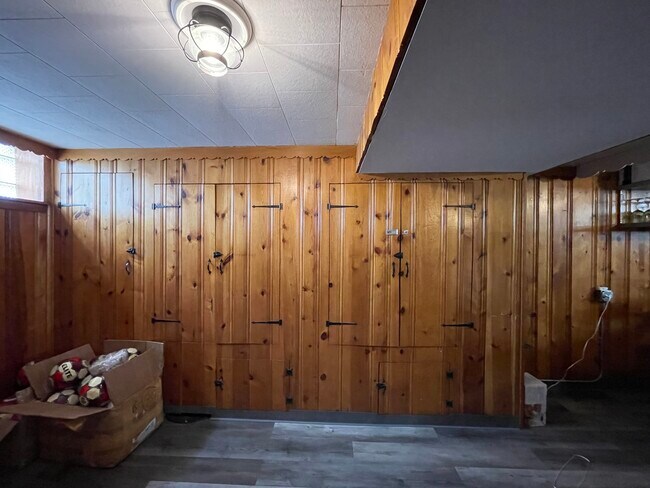 Building Photo - 7843 W Gunnison St