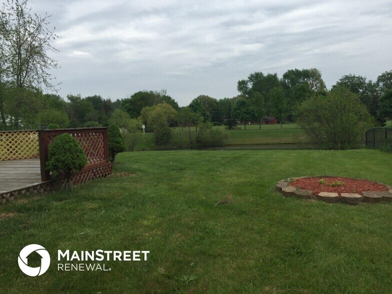 Building Photo - 5329 Alameda Rd