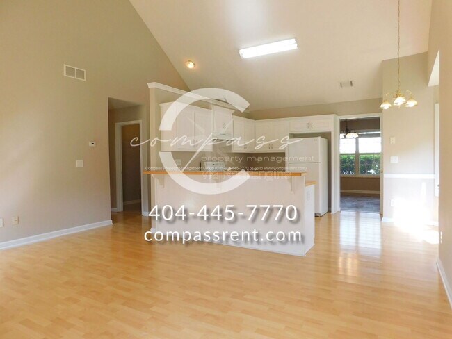 Building Photo - 428 Shadowbrooke Cir SW