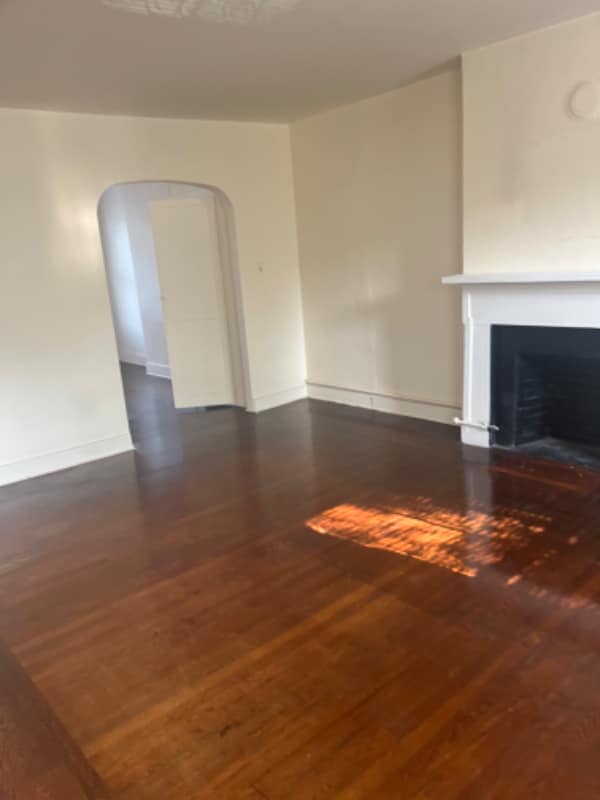 Building Photo - 40 Academy St