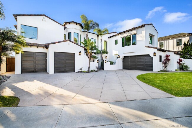 Primary Photo - 1070 Coronado Ave