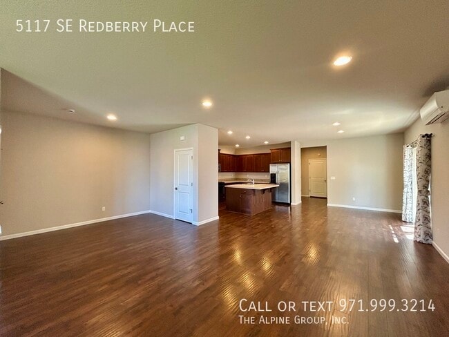 Building Photo - 5117 SE Redberry Pl