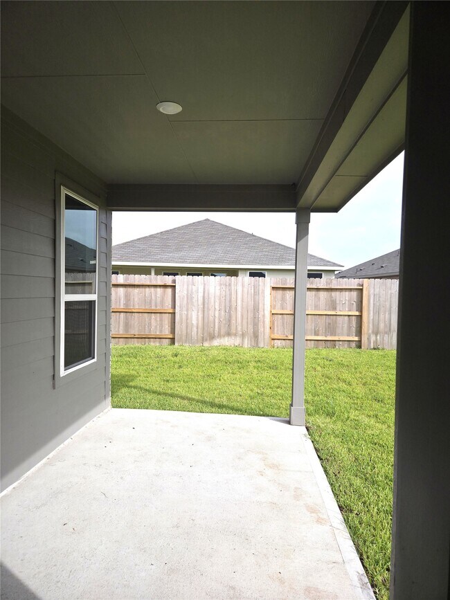 Building Photo - 6511 Silver Emperor Ln