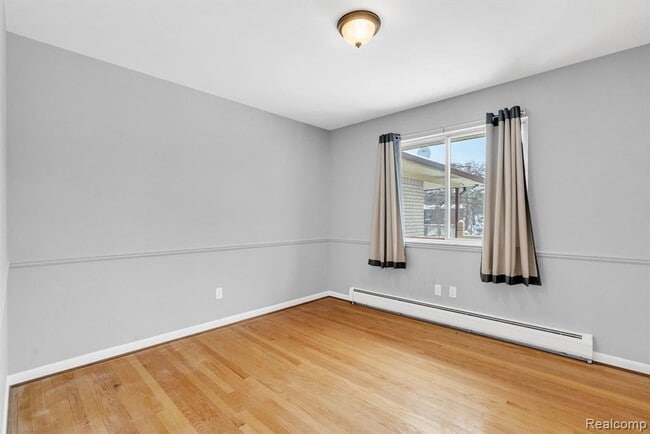 Building Photo - 640 Cumberland St