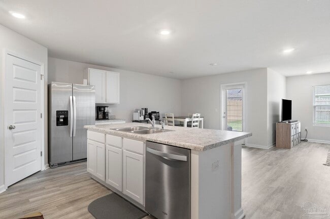 Building Photo - 4358 Redbay Ct