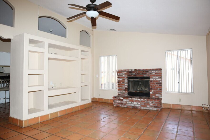 Building Photo - 81371 Avenida Coyote
