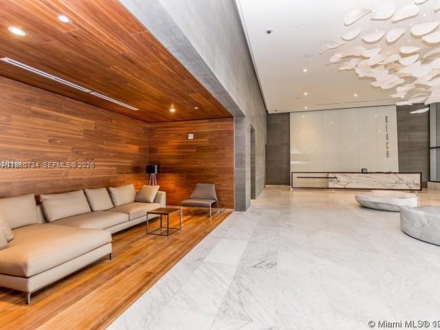 Building Photo - 68 SE 6th St