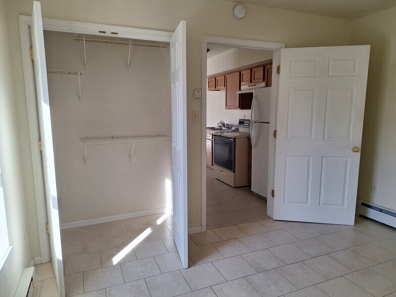 Building Photo - 354 Buchanan Trl