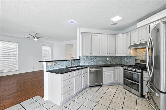 Building Photo - 1717 Newton Dr