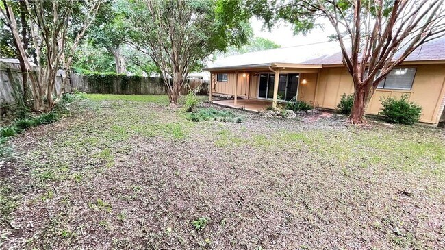 Building Photo - 11306 Toledo Dr