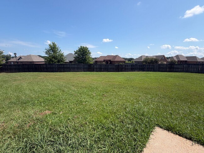 Building Photo - 138 Palin Drive
