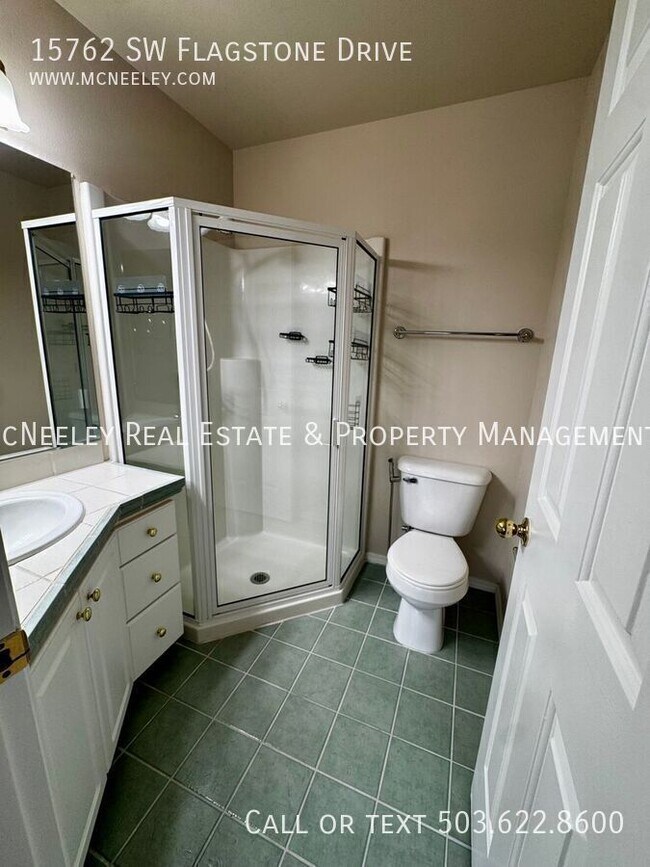 Building Photo - 15762 SW Flagstone Dr