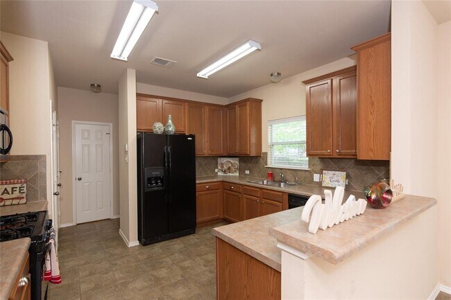 Building Photo - 10509 Wylie Dr