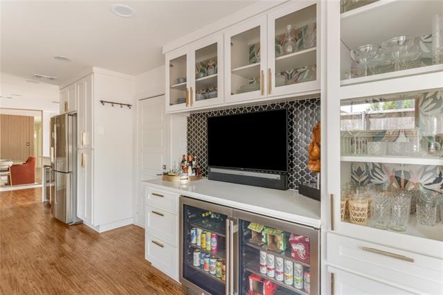 Building Photo - 9831 Lakemont Dr