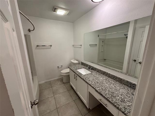 Building Photo - 801 Bluebonnet Dr