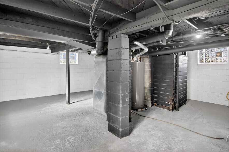 Building Photo - 3015 19th St