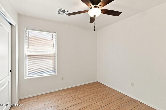 Building Photo - 7795 S Sentinal Stone Dr