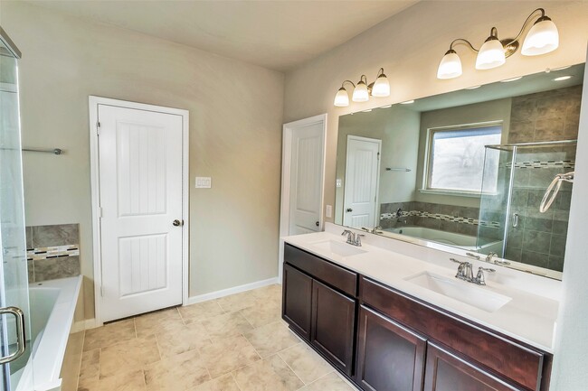 Building Photo - 5435 Atwood Cyn Ct