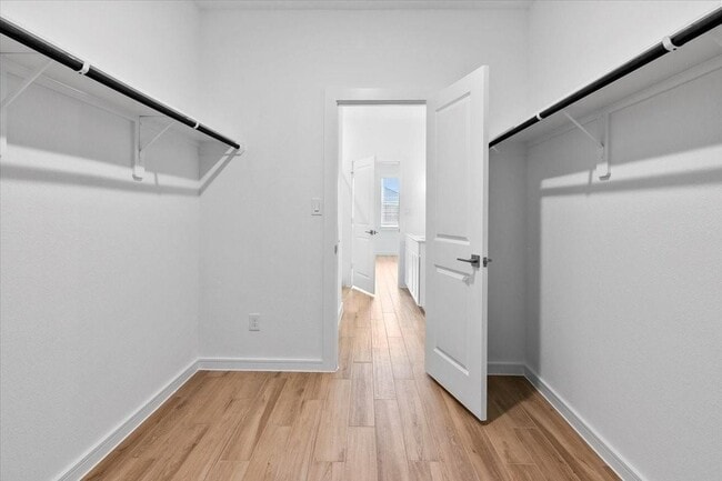 Building Photo - 107 Walnut Hl Ct