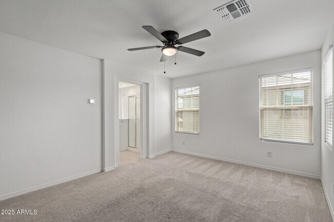 Building Photo - 3813 N 100th Dr