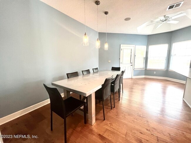 Building Photo - 184 Summerfield Dr