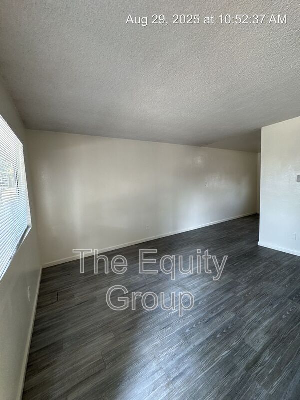 Building Photo - 149 N Castle Rock St