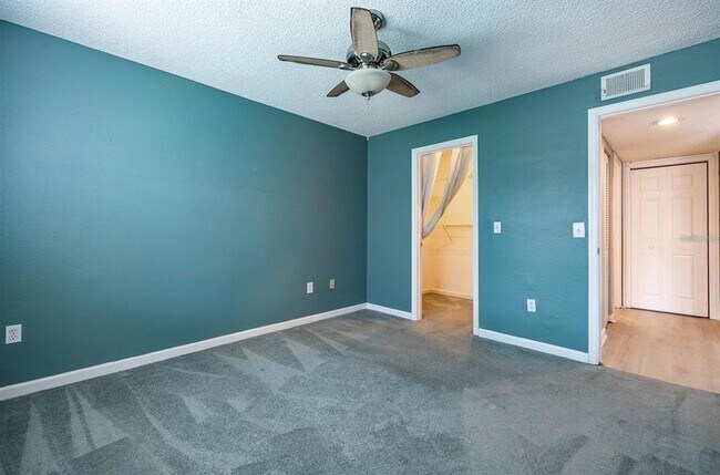 Building Photo - 2500 Winding Creek Blvd