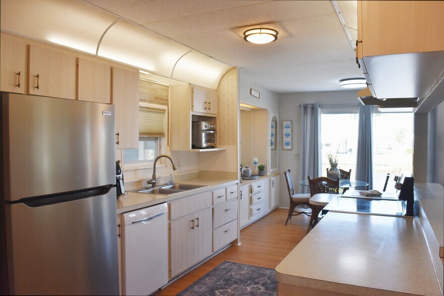 Building Photo - 542 Tampico Dr