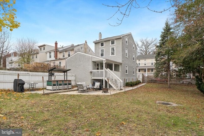 Building Photo - 138 Hall St